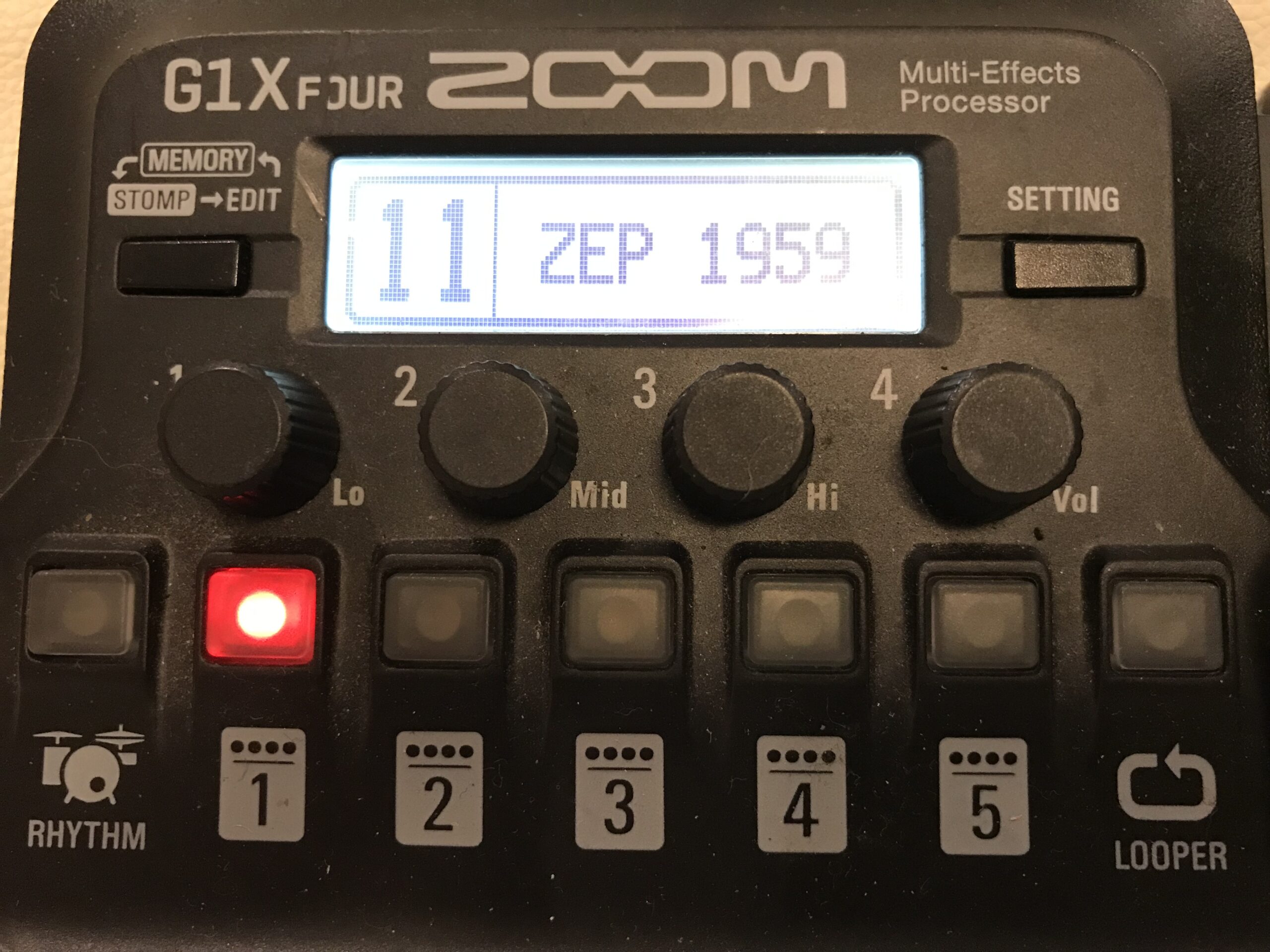 Zoom G1X Four】おすすめマルチエフェクターの究極レビュー