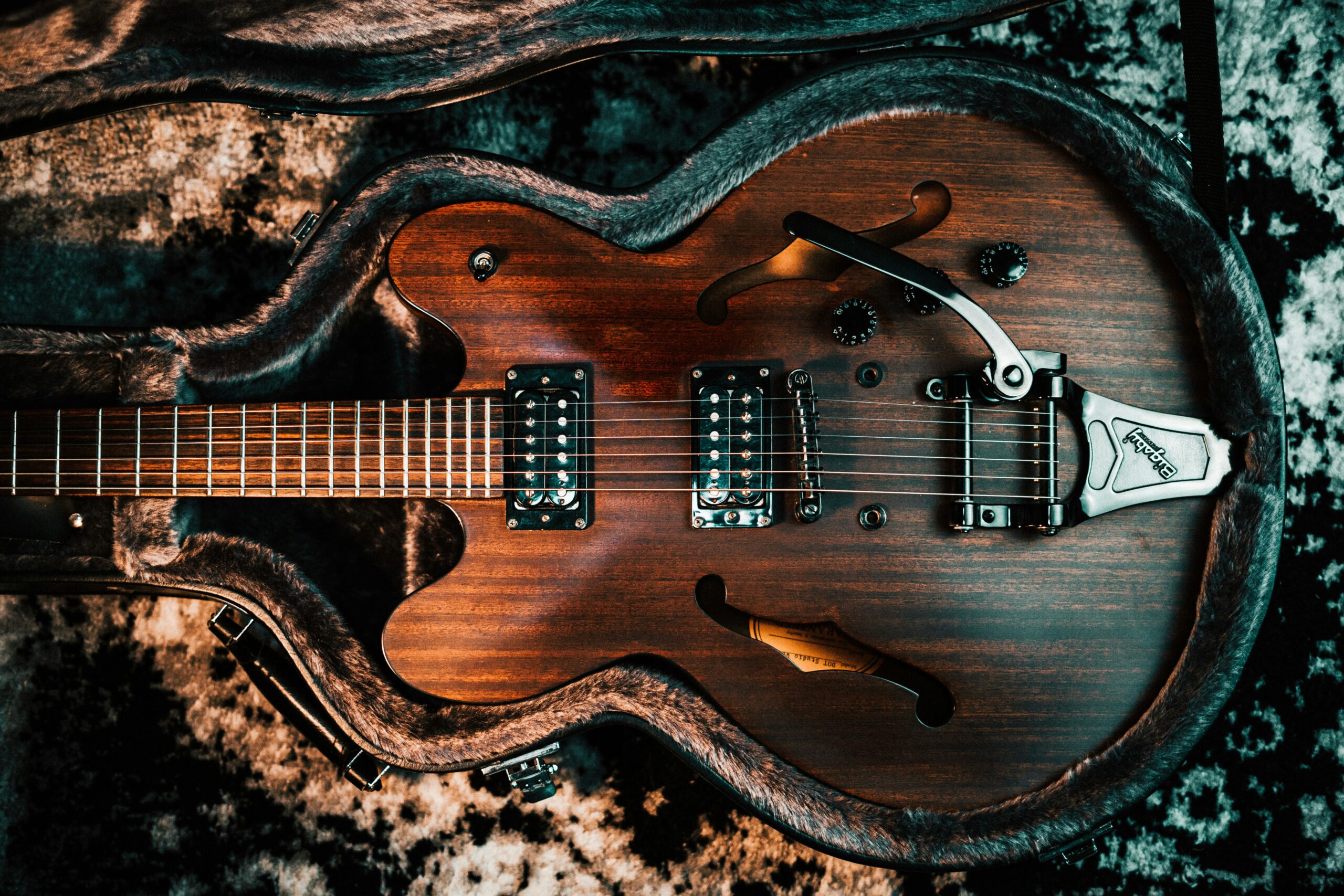 Epiphone DOT VS サンバースト エレキギター ハードギターケース付 Epiphone / Inspired by Gibson Firebird Vintage Sunburst (VS